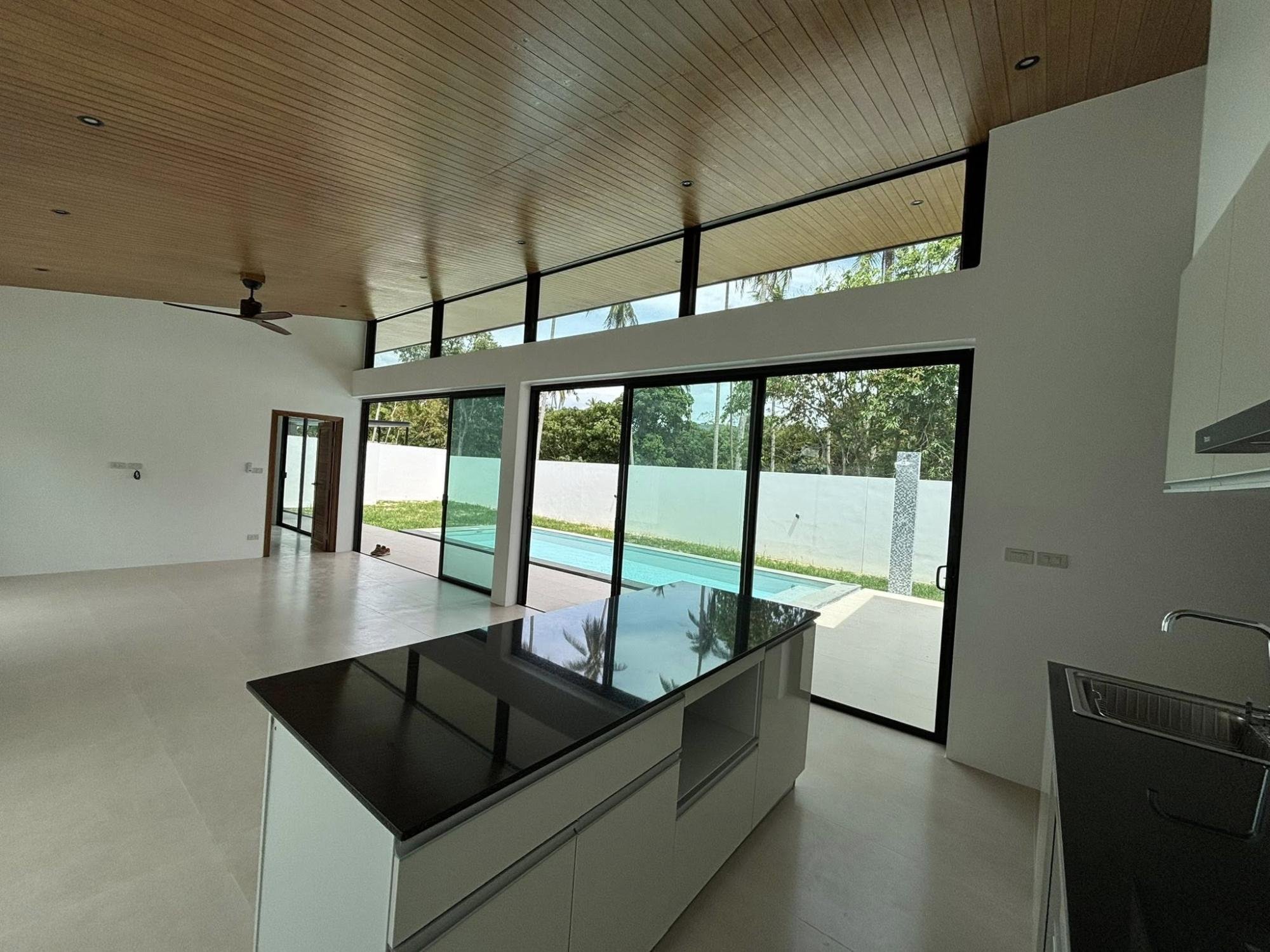 Modern 2-Bedroom Pool Villa in Maenam — photo 2